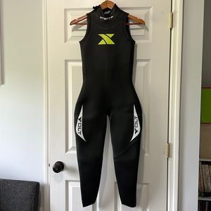 Xterra Volt women’s sleeveless wetsuit